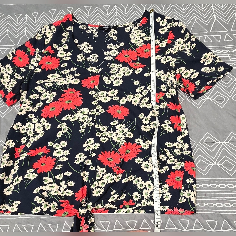 Madewell Hillside Daisies Tie Front Blouse Size XXS - Picture 3 of 6